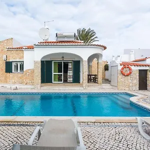 Oura V3 Com Piscina Privada Villa